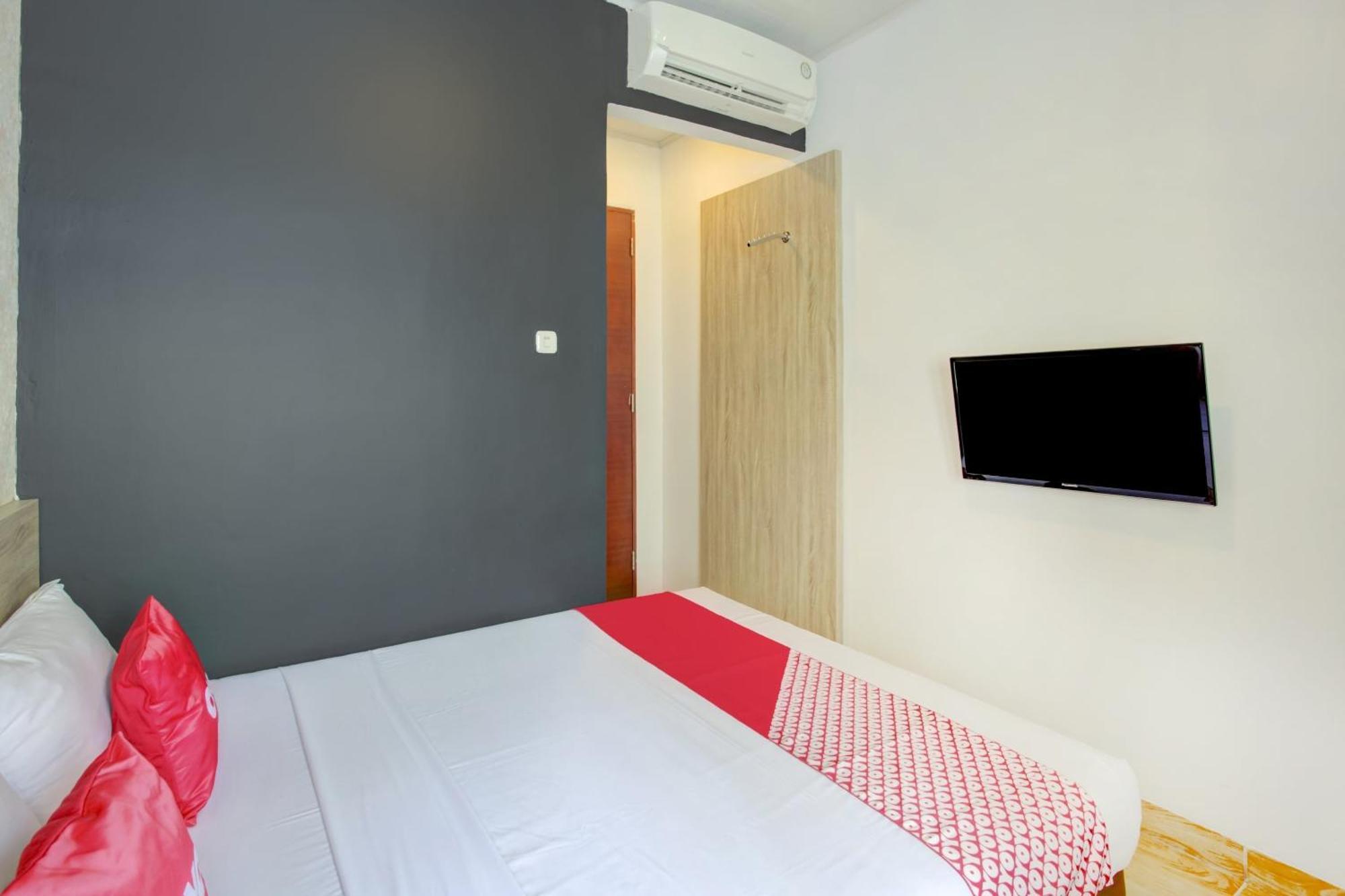 Hotel O Gambir Near Juanda Station Formerly Bunga Dahlia Джакарта Екстер'єр фото