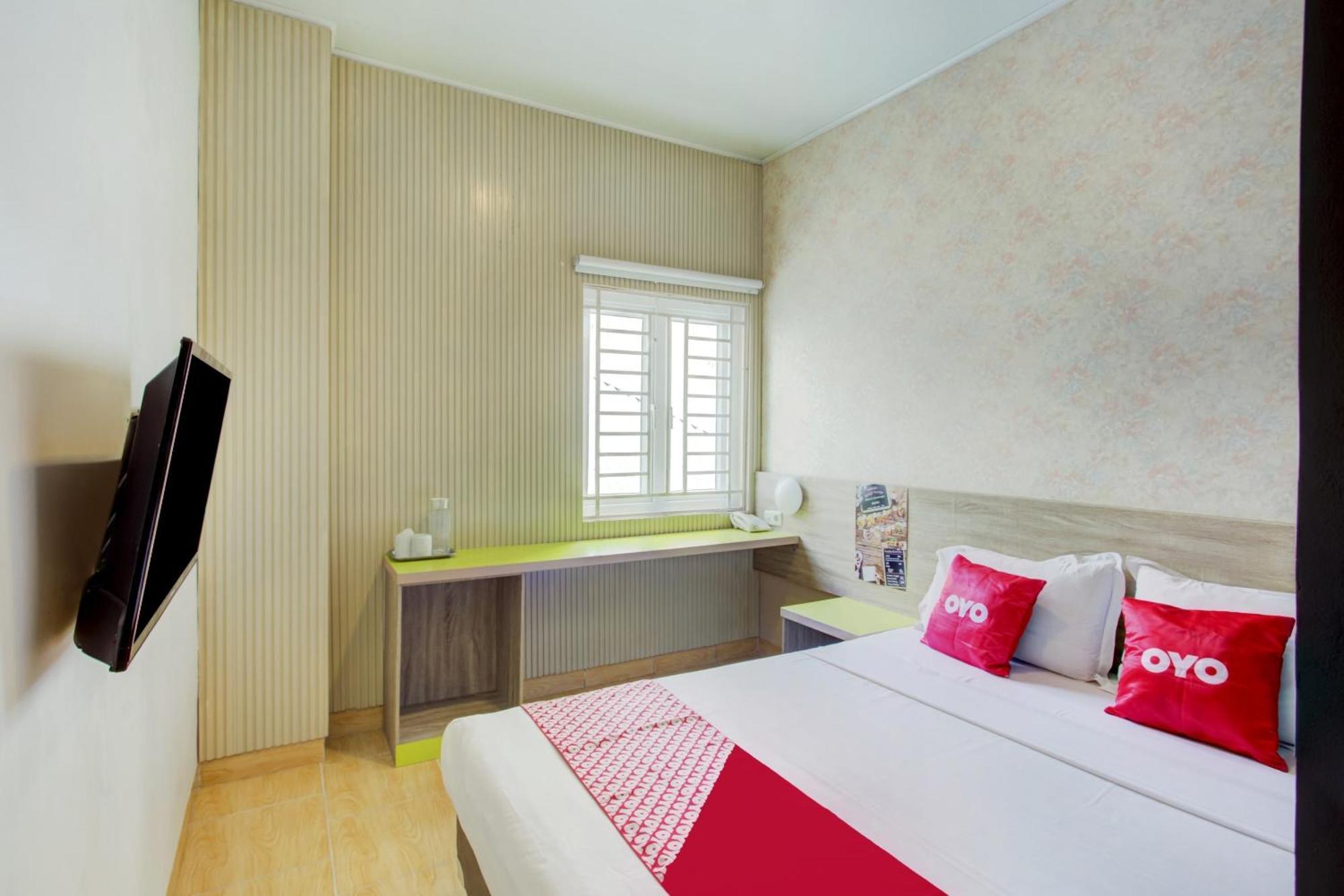 Hotel O Gambir Near Juanda Station Formerly Bunga Dahlia Джакарта Екстер'єр фото